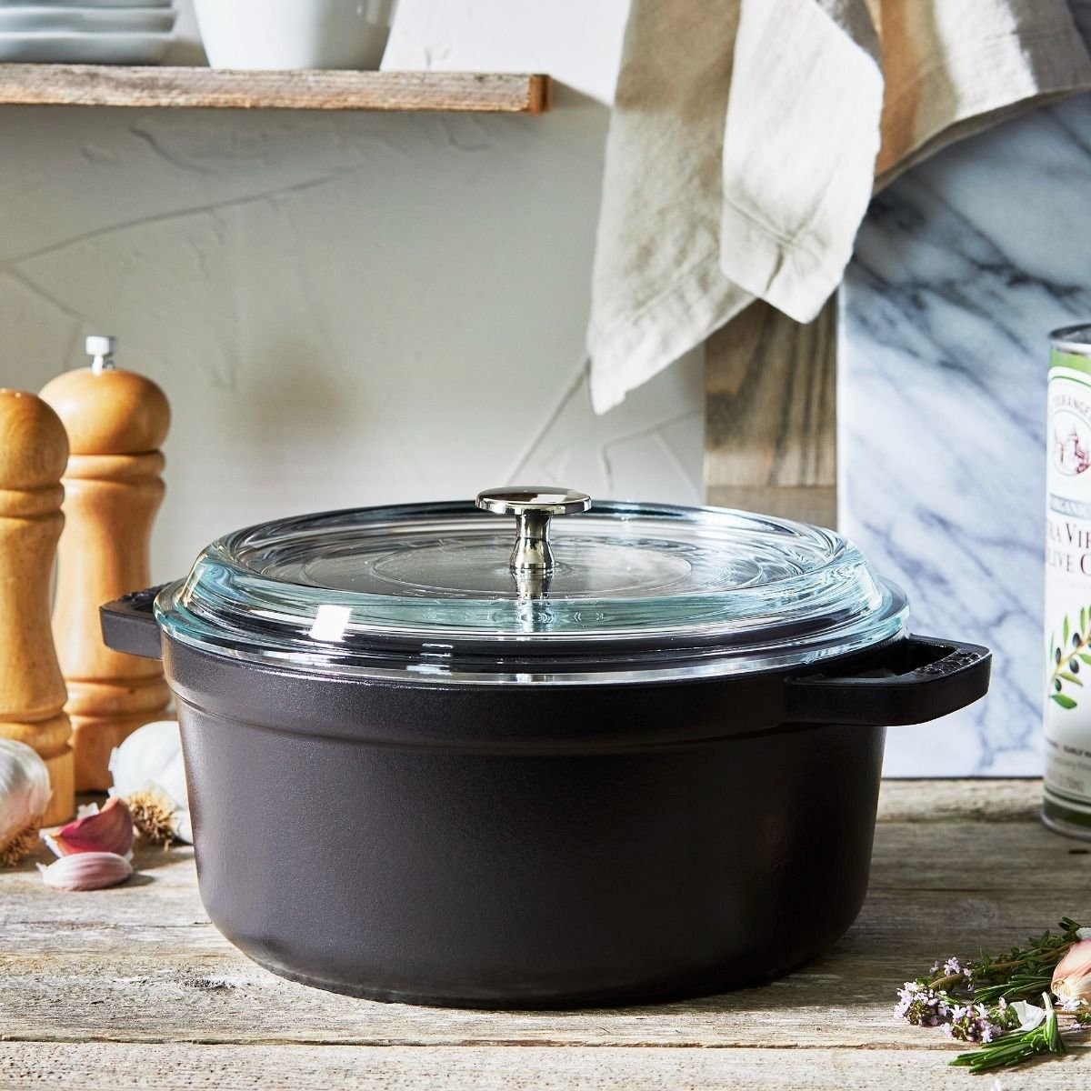 Staub 4 Qt. Round Cocotte/Dutch Oven with Glass Lid | Matte Black Staub 4 Qt. Round Cocotte/Dutch Oven With Glass Lid | Matte Black -Le Creuset sales 11412423 ls 01