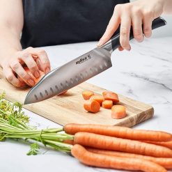 Zyliss Comfort Pro Santoku Knife | 7" -Le Creuset sales 81lugs9azfl. ac sl1500