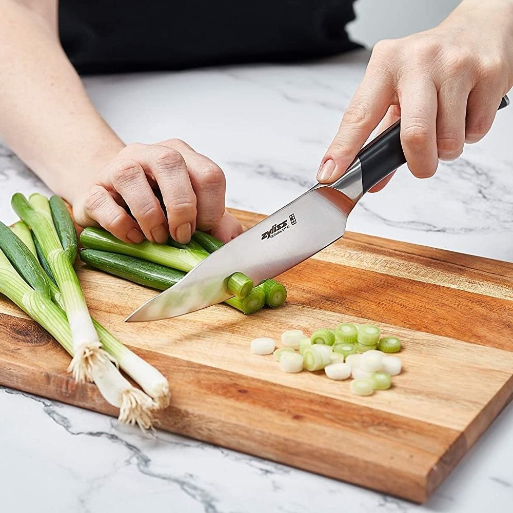 Zyliss Comfort Pro Utility Knife | 5.5" Zyliss Comfort Pro Utility Knife | 5.5" -Le Creuset sales 81nrbq82vll. ac sl1500