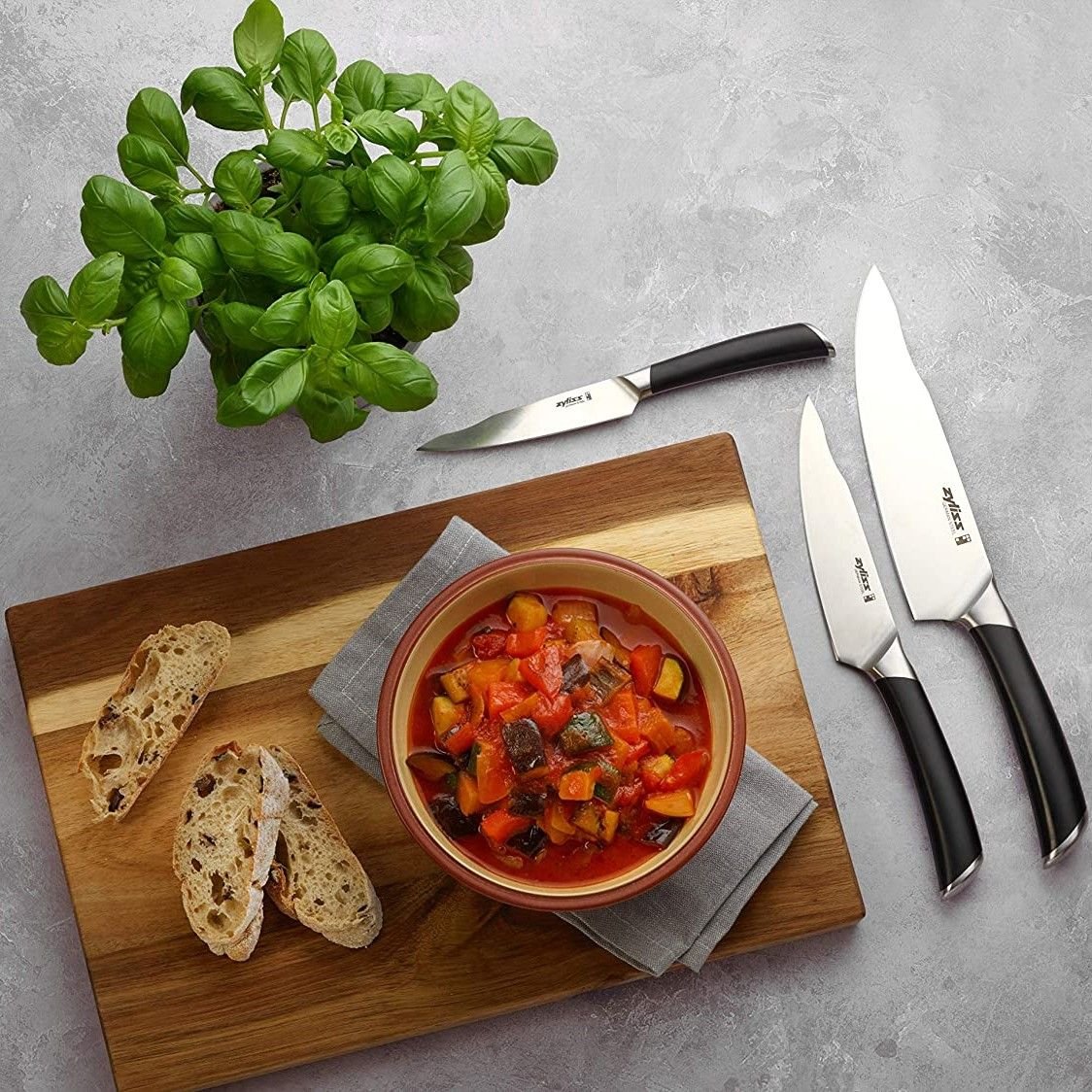 Zyliss Comfort Pro Utility Knife | 5.5" Zyliss Comfort Pro Utility Knife | 5.5" -Le Creuset sales 91w55nn7oel. ac sl1500