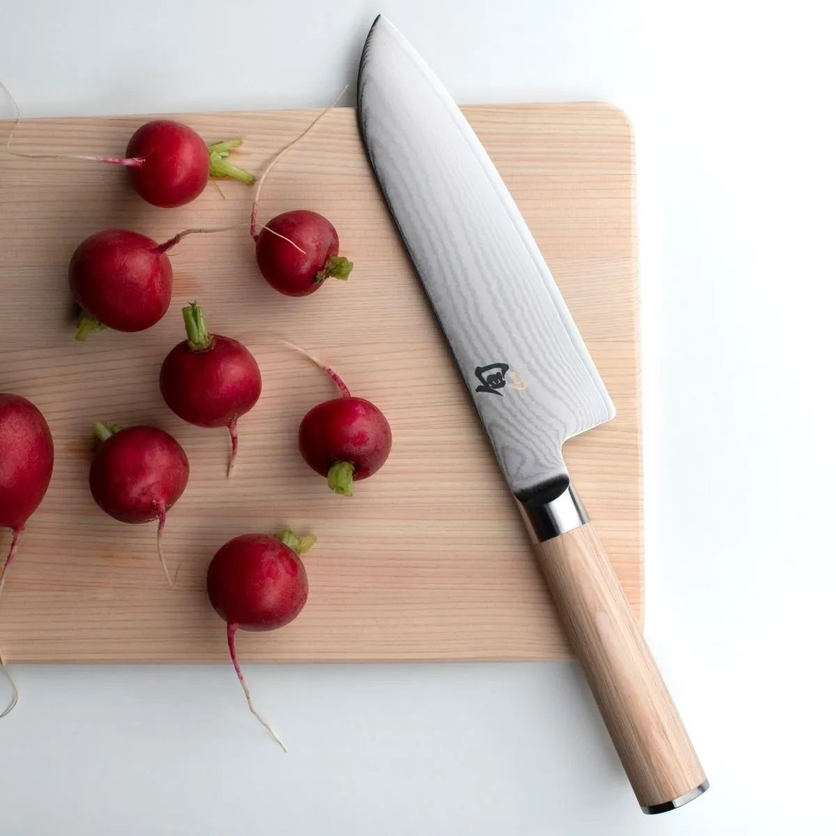 Shun Classic Blonde 7" Santoku Knife Shun Cutlery Shun Classic Blonde 7" Santoku Knife -Le Creuset sales dm0702w radish lifestyle1
