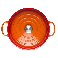 Le Creuset 2.25 Qt. Signature Enameled Cast Iron Braiser With Stainless Steel Knob | Flame Orange 4 Le Creuset 2.25 Qt. Signature Enameled Cast Iron Braiser With Stainless Steel Knob | Flame Orange -Le Creuset sales flame main 3