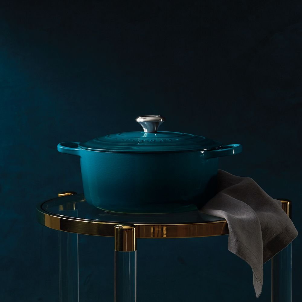 Le Creuset 5.5 Qt. Round Signature Cast Iron Dutch Oven with Stainless Steel Knob | Deep Teal Le Creuset 5.5 Qt. Round Signature Cast Iron Dutch Oven With Stainless Steel Knob | Deep Teal -Le Creuset sales ls2501 267dss 5
