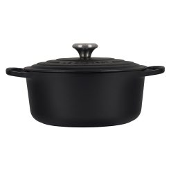 Le Creuset 5.5 Qt. Round Signature Dutch Oven With Stainless Steel Knob | Licorice 3 Le Creuset 5.5 Qt. Round Signature Dutch Oven With Stainless Steel Knob | Licorice -Le Creuset sales rs11817 ls2501 2620ss 2 lpr