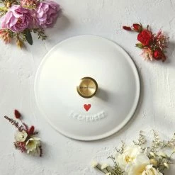 Le Creuset L'Amour 2.75 Qt. Enameled Cast Iron Soup Pot With Gold Knob & Heart Applique | White 15 Le Creuset L'Amour 2.75 Qt. Enameled Cast Iron Soup Pot With Gold Knob & Heart Applique | White -Le Creuset sales rs13360 201020 lecreuset lamoursouppot 0659 ret