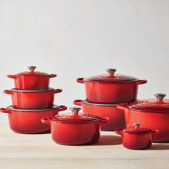 Le Creuset 3.5 Qt. Round Signature Dutch Oven With Stainless Steel Knob | Cerise/Cherry Red 6 Le Creuset 3.5 Qt. Round Signature Dutch Oven With Stainless Steel Knob | Cerise/Cherry Red -Le Creuset sales rs13760 210112 lecreuset rdosizes ret lpr