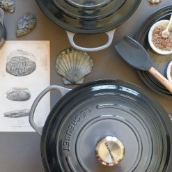 Le Creuset 5.5 Qt. Round Signature Dutch Oven With Stainless Steel Knob | Oyster Grey 3 Le Creuset 5.5 Qt. Round Signature Dutch Oven With Stainless Steel Knob | Oyster Grey -Le Creuset sales rs16548 dsc 0137