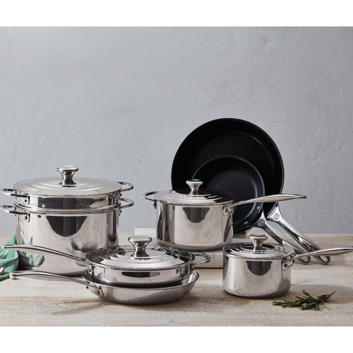 Le Creuset 12-Piece Nonstick Cookware Set | Stainless Steel Le Creuset 12-Piece Nonstick Cookware Set | Stainless Steel -Le Creuset sales ssp14112 2