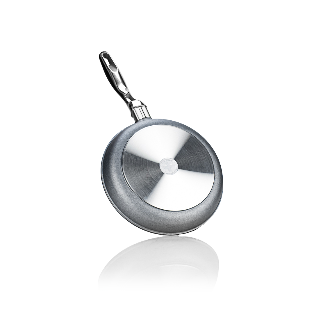 Swiss Diamond HD 9.5" Fry Pan with Griddle Set Swiss Diamond HD 9.5" Fry Pan With Griddle Set -Le Creuset sales swiss5